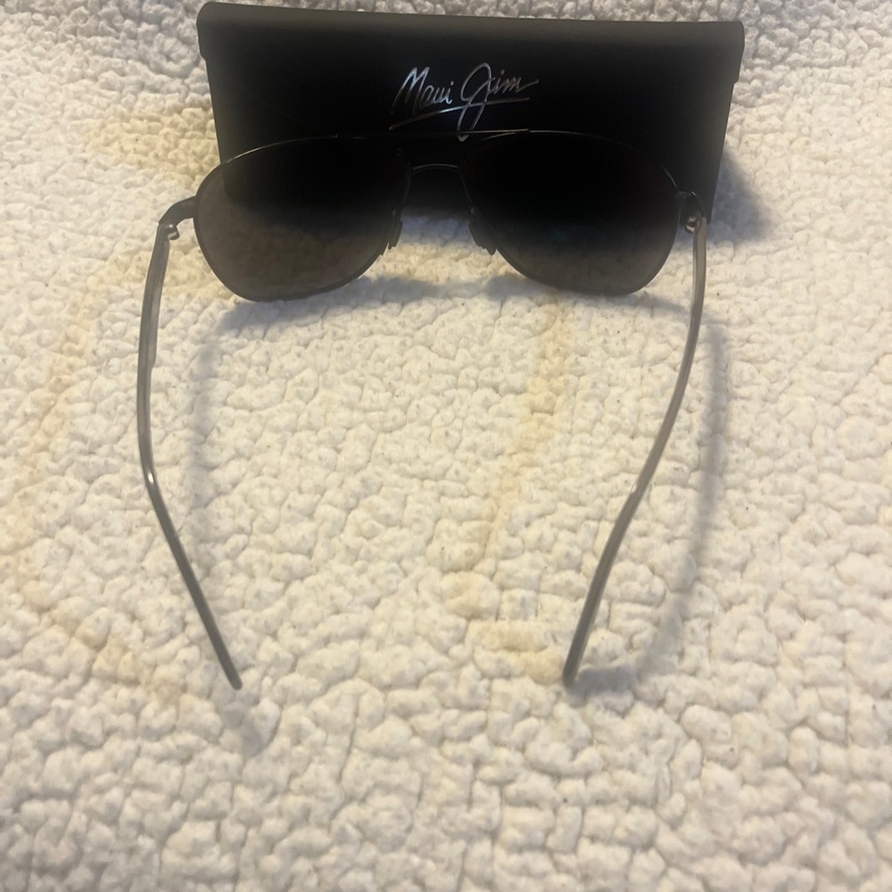 Maui Jim CASTLES MJ 728-2M Black Gray W/ Polarized Gray Gradient Glass & CASE - Picture 2 of 8
